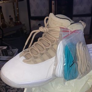 Jordan 10 retro Solefly Anniv edition